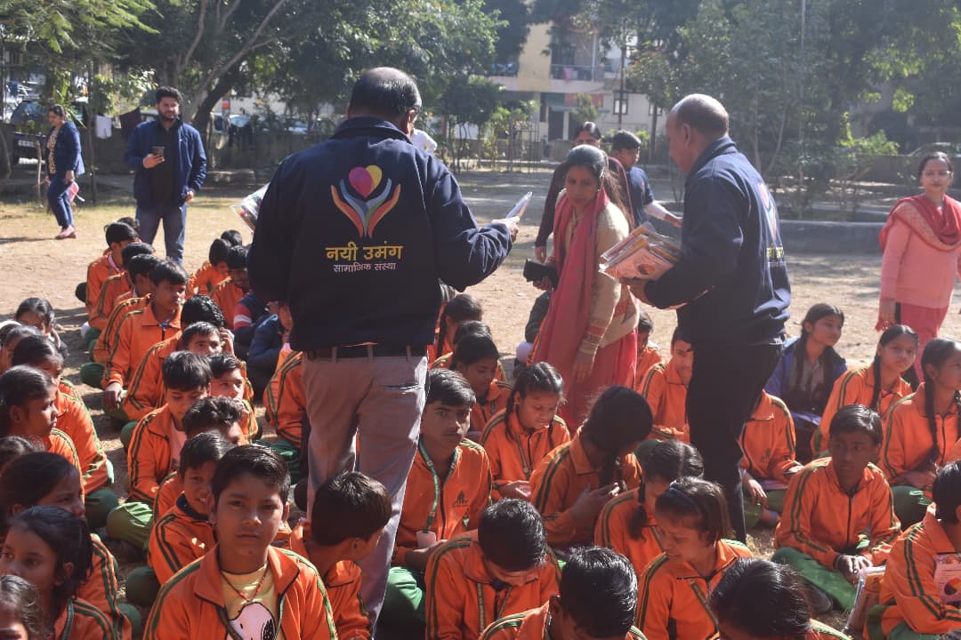 stationery-distribution